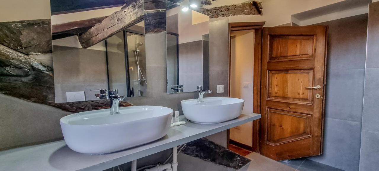 Altido Charming Flat For 6 In Historic Carrobbio Apartment Milan Luaran gambar