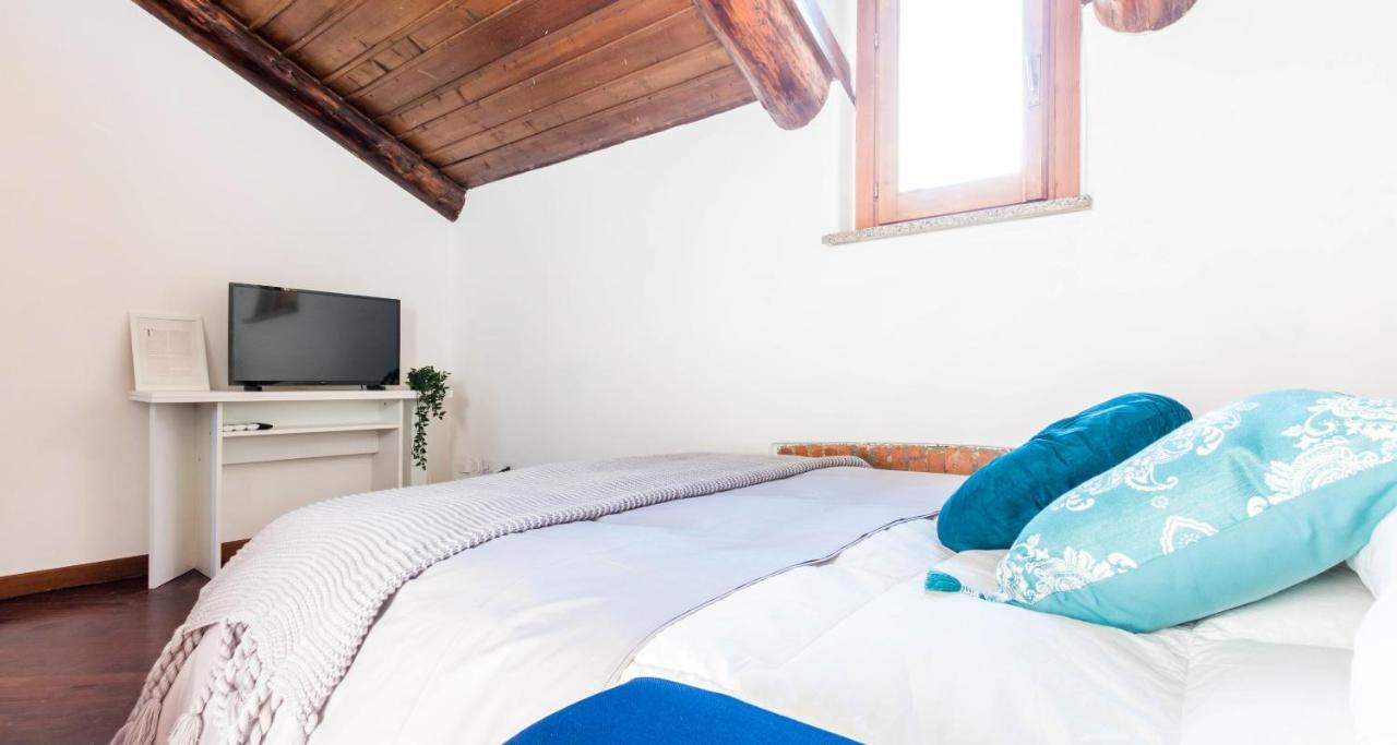 Altido Charming Flat For 6 In Historic Carrobbio Apartment Milan Luaran gambar