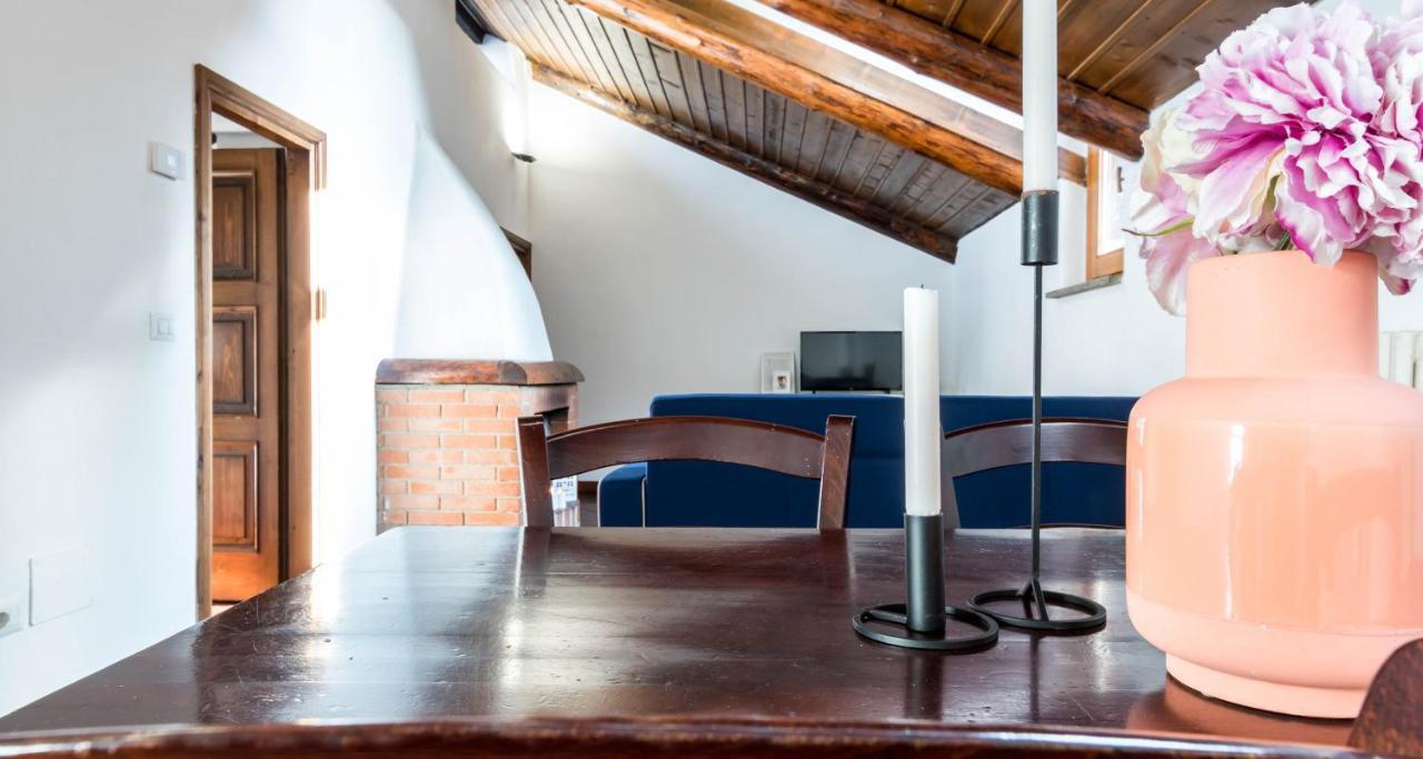 Altido Charming Flat For 6 In Historic Carrobbio Apartment Milan Luaran gambar