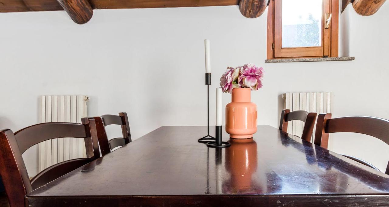 Altido Charming Flat For 6 In Historic Carrobbio Apartment Milan Luaran gambar